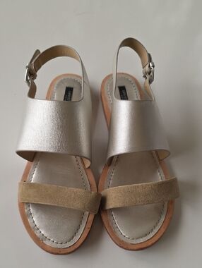 Lafayette 148 New York Violetta Women's Gold and Tan Slingback Sandals.